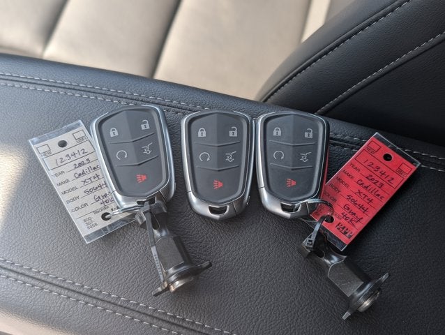 2023 Cadillac XT4 FWD Premium Luxury