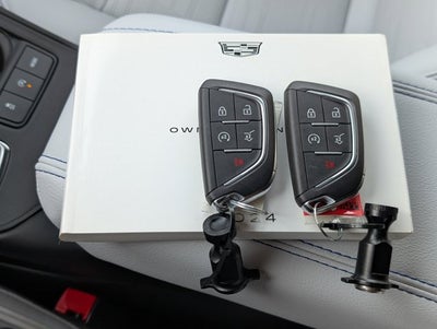 2024 Cadillac XT4 FWD Sport