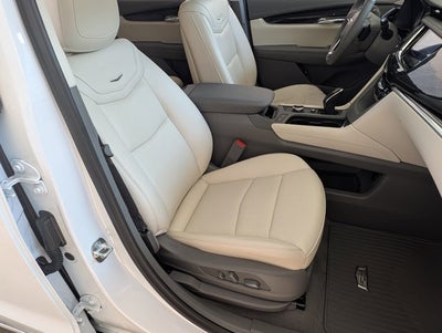 2025 Cadillac XT6 FWD Premium Luxury