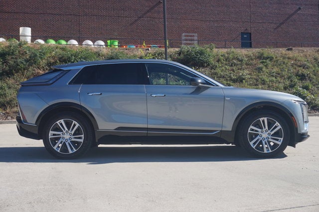 2024 Cadillac LYRIQ Tech