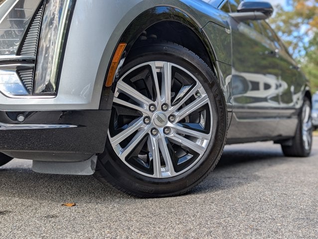 2024 Cadillac LYRIQ Tech