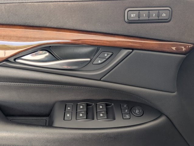 2018 Cadillac Escalade Luxury