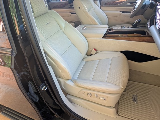 2024 Cadillac Escalade 4WD Sport Platinum