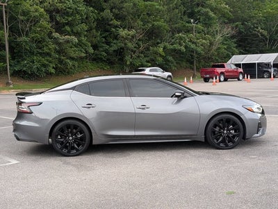 2022 Nissan Maxima SR