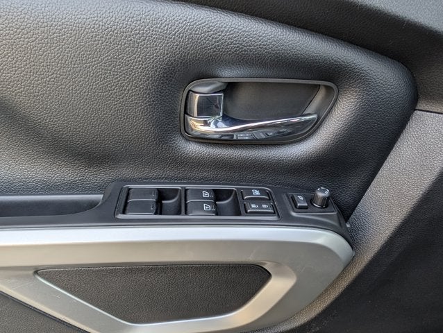 2018 Nissan Titan SL