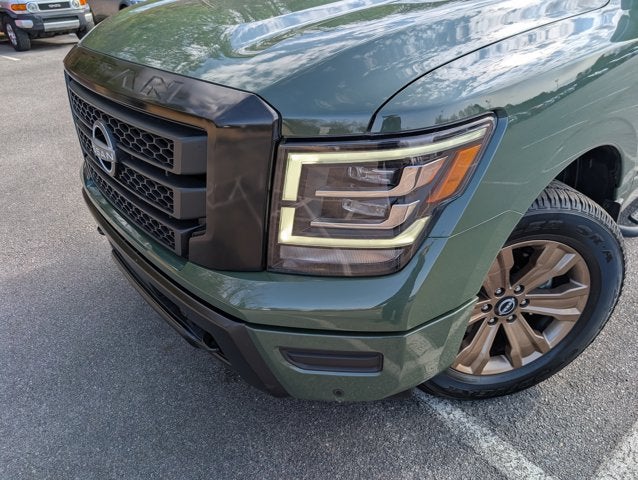 2024 Nissan Titan SV