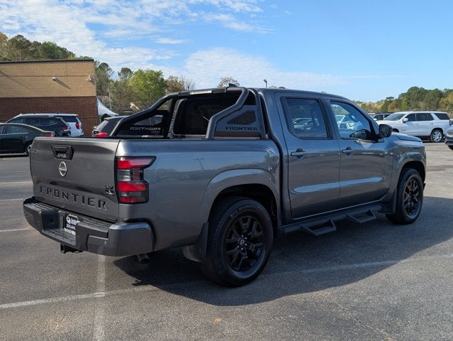 2023 Nissan Frontier SV
