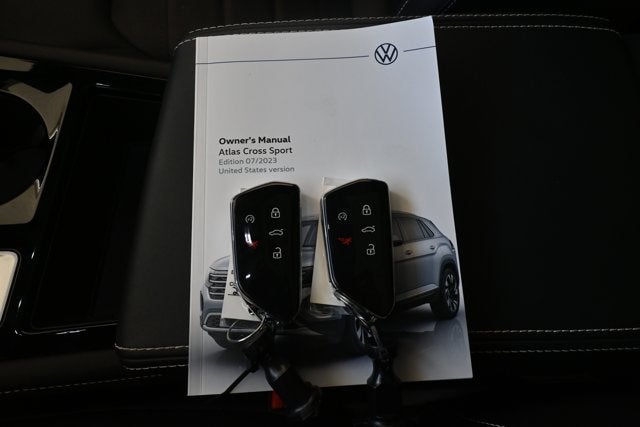 2024 Volkswagen Atlas Cross Sport 2.0T SEL R-Line