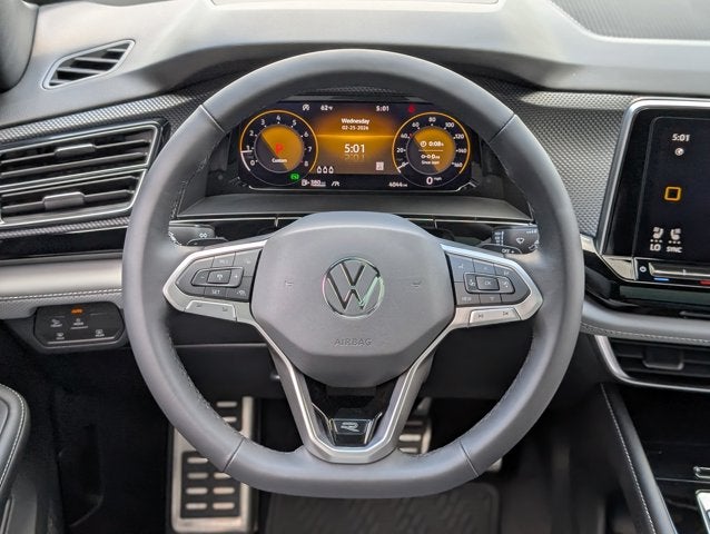 2024 Volkswagen Atlas Cross Sport 2.0T SEL R-Line