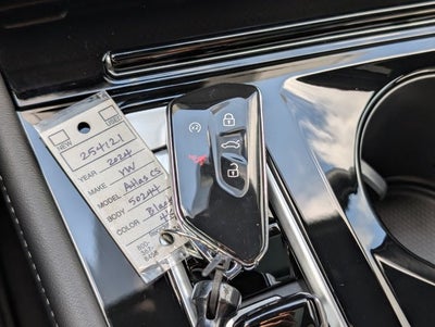 2024 Volkswagen Atlas Cross Sport 2.0T SEL R-Line