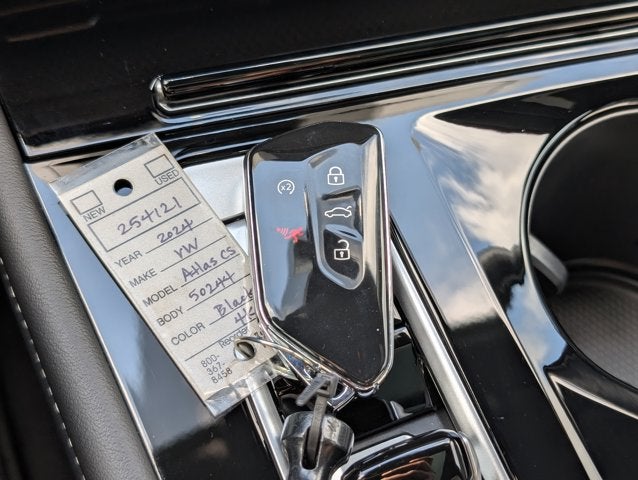 2024 Volkswagen Atlas Cross Sport 2.0T SEL R-Line