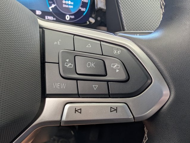 2025 Volkswagen Atlas Cross Sport 2.0T SEL