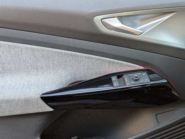 2023 Volkswagen ID.4 Standard