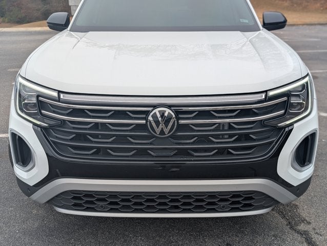 2024 Volkswagen Atlas 2.0T Peak Edition SE w/Technology