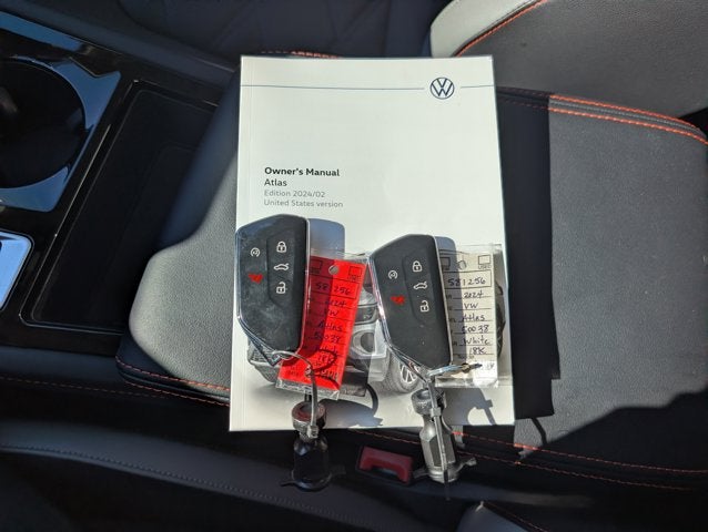 2024 Volkswagen Atlas 2.0T Peak Edition SE w/Technology