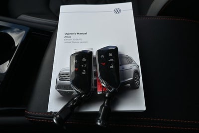 2024 Volkswagen Atlas 2.0T Peak Edition SE w/Technology