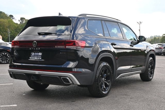 2024 Volkswagen Atlas 2.0T Peak Edition SE w/Technology
