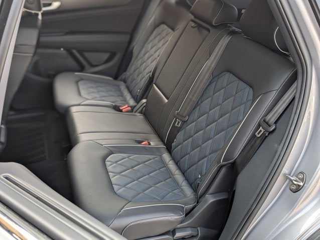 2024 Volkswagen Atlas Cross Sport 2.0T SEL Premium R-Line