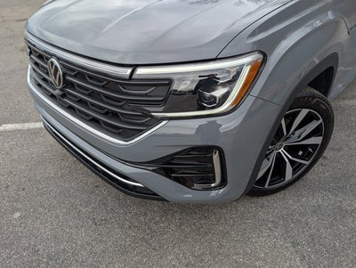 2025 Volkswagen Atlas Cross Sport 2.0T SEL Premium R-Line