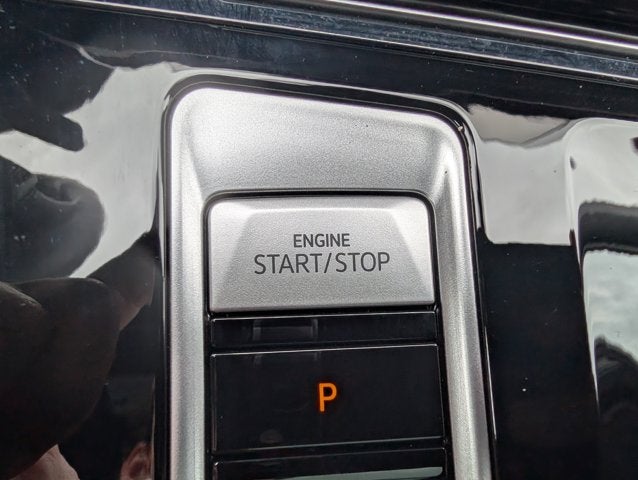 2025 Volkswagen Atlas Cross Sport 2.0T SEL Premium R-Line