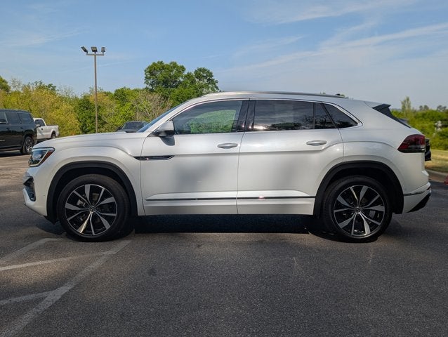 2024 Volkswagen Atlas Cross Sport 2.0T SEL Premium R-Line