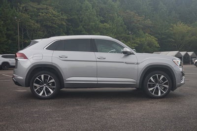 2024 Volkswagen Atlas Cross Sport 2.0T SEL Premium R-Line