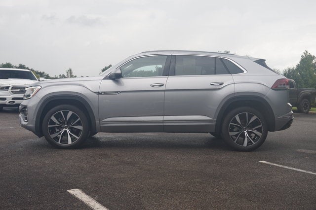 2024 Volkswagen Atlas Cross Sport 2.0T SEL Premium R-Line
