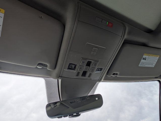 2023 Volkswagen Atlas 3.6L V6 SEL Premium R-Line