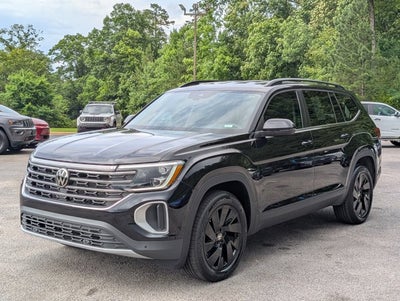 2025 Volkswagen Atlas 2.0T SE w/Technology