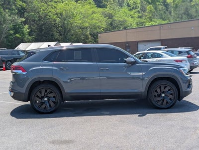 2024 Volkswagen Atlas Cross Sport 2.0T SE w/Technology