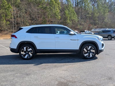 2025 Volkswagen Atlas Cross Sport 2.0T SE w/Technology