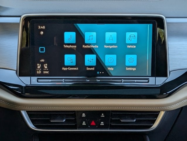 2025 Volkswagen Atlas Cross Sport 2.0T SE w/Technology