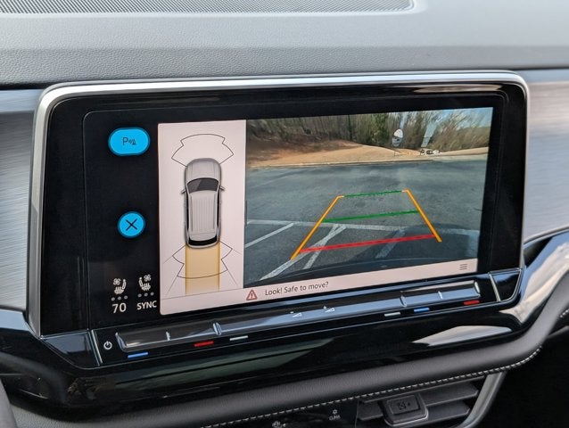 2024 Volkswagen Atlas Cross Sport 2.0T SE w/Technology