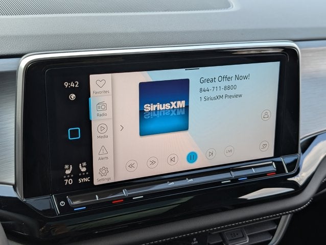 2024 Volkswagen Atlas Cross Sport 2.0T SE w/Technology