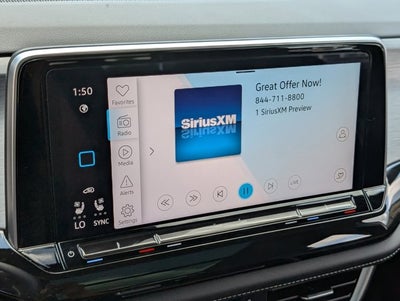 2025 Volkswagen Atlas Cross Sport 2.0T SE w/Technology