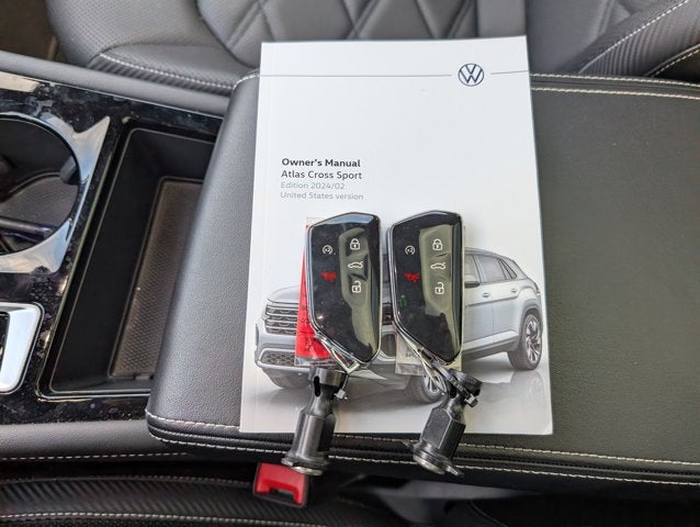2024 Volkswagen Atlas Cross Sport 2.0T SE w/Technology