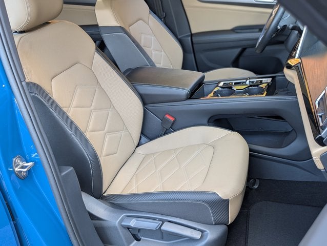 2025 Volkswagen Atlas Cross Sport 2.0T SE w/Technology