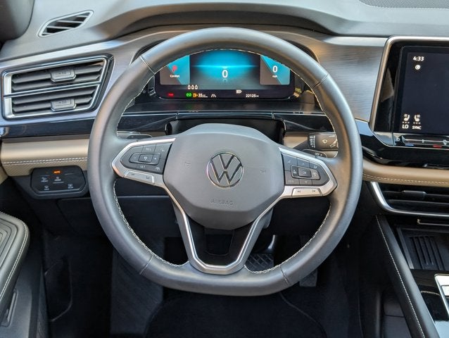 2025 Volkswagen Atlas Cross Sport 2.0T SE w/Technology