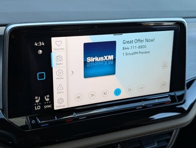 2025 Volkswagen Atlas Cross Sport 2.0T SE w/Technology