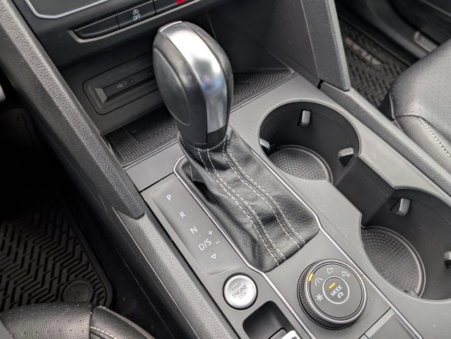 2021 Volkswagen Atlas 3.6L V6 SE w/Technology R-Line