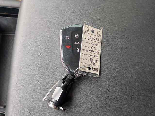 2024 Volkswagen Atlas Cross Sport 2.0T SE w/Technology