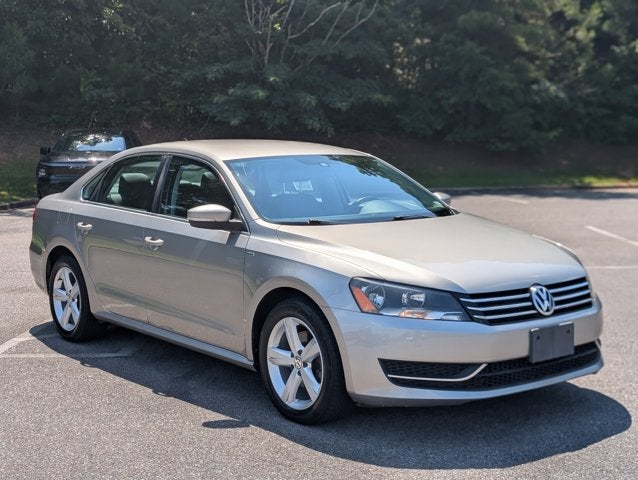 2014 Volkswagen Passat S