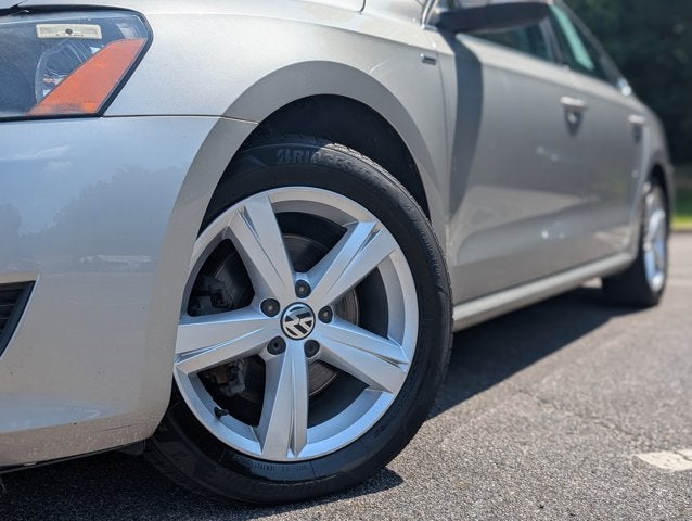2014 Volkswagen Passat S