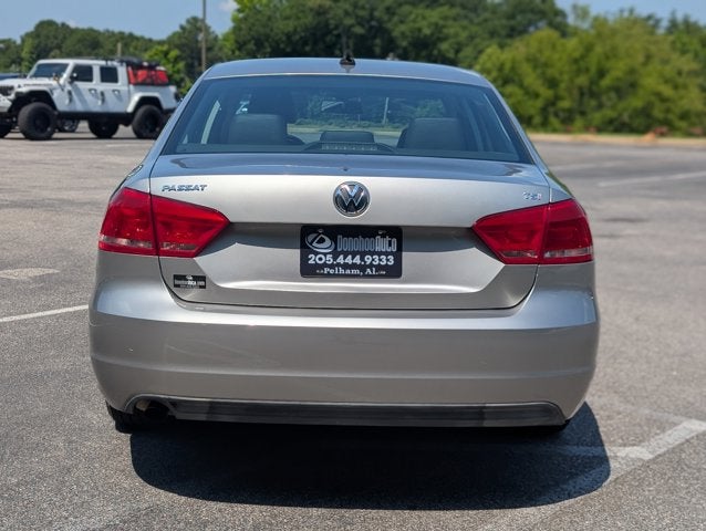 2014 Volkswagen Passat S