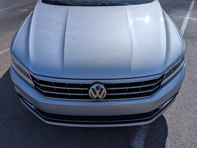 2016 Volkswagen Passat 1.8T SEL