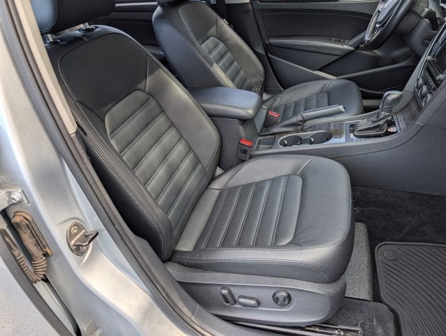 2016 Volkswagen Passat 1.8T SEL