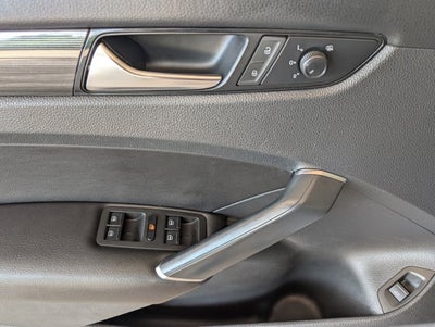 2020 Volkswagen Passat 2.0T R-Line
