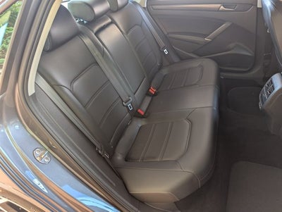 2020 Volkswagen Passat 2.0T R-Line