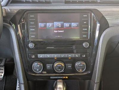2020 Volkswagen Passat 2.0T R-Line