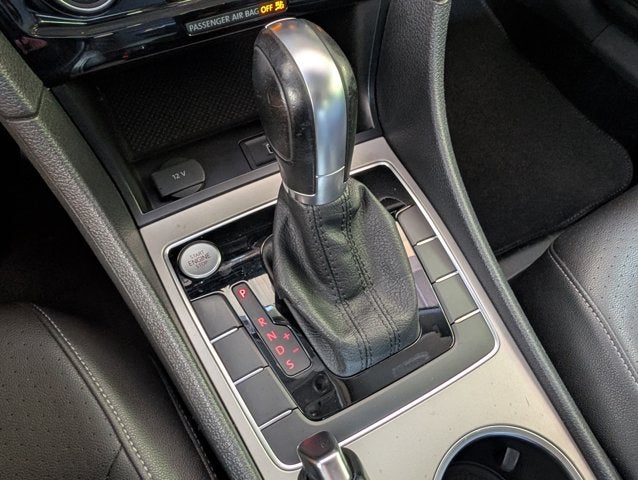 2020 Volkswagen Passat 2.0T R-Line